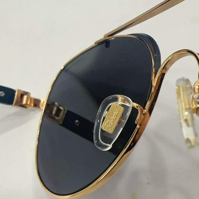 Picture of Chopard Sunglasses _SKUfw62403906fw